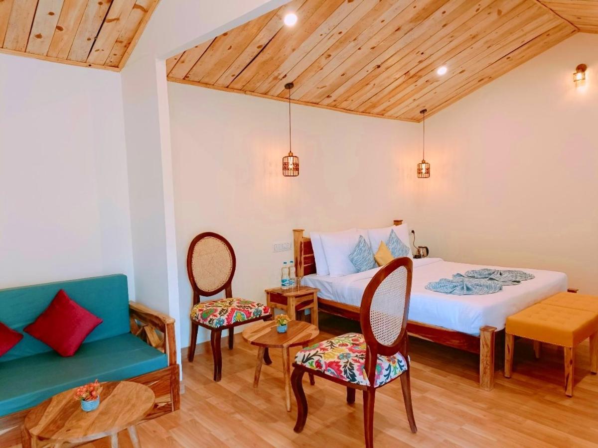 Aamod At Shoghi Luxury Cottage Resort Simlá Kültér fotó