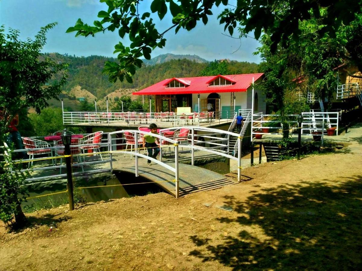 Aamod At Shoghi Luxury Cottage Resort Simlá Kültér fotó