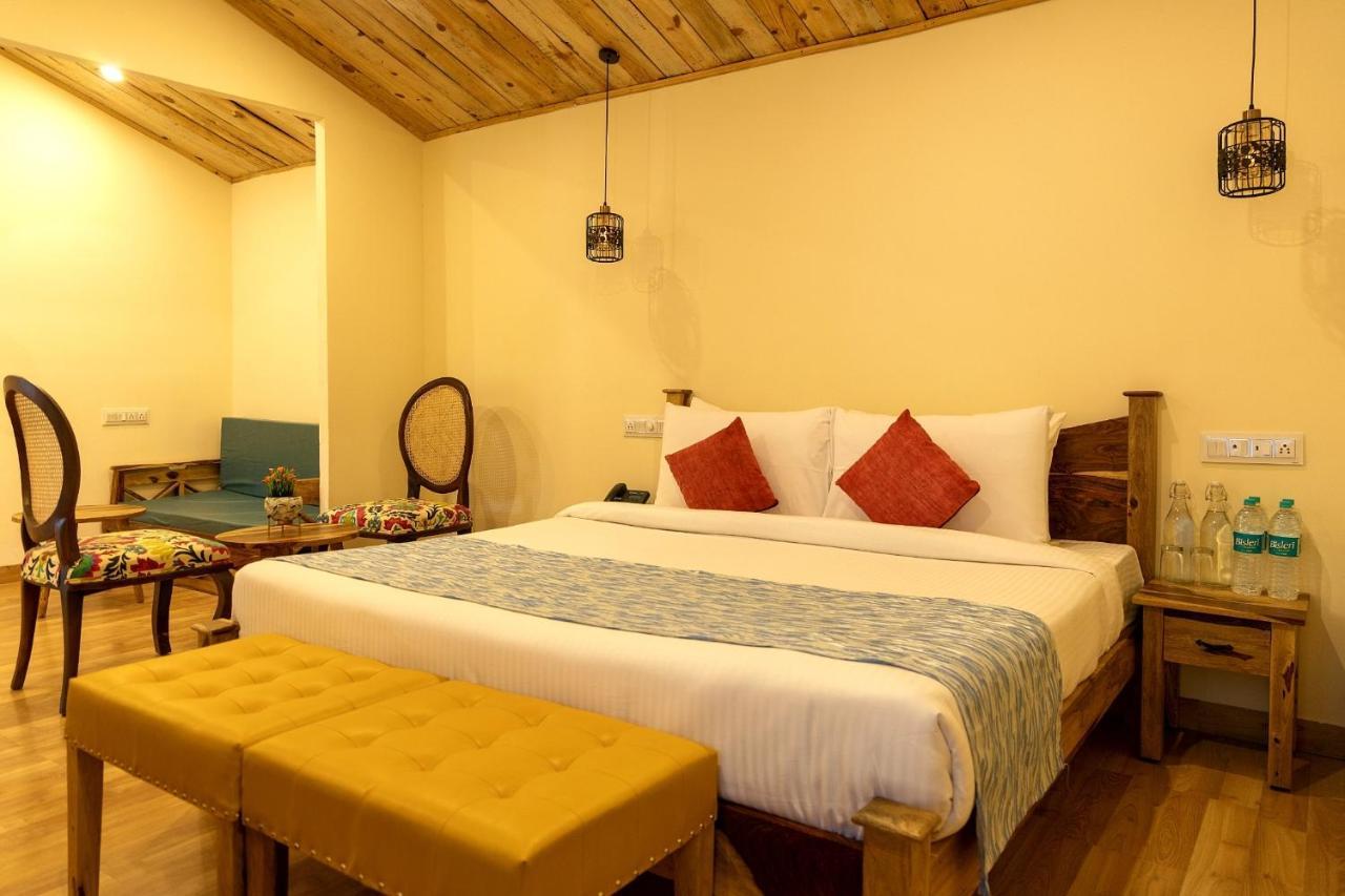 Aamod At Shoghi Luxury Cottage Resort Simlá Kültér fotó