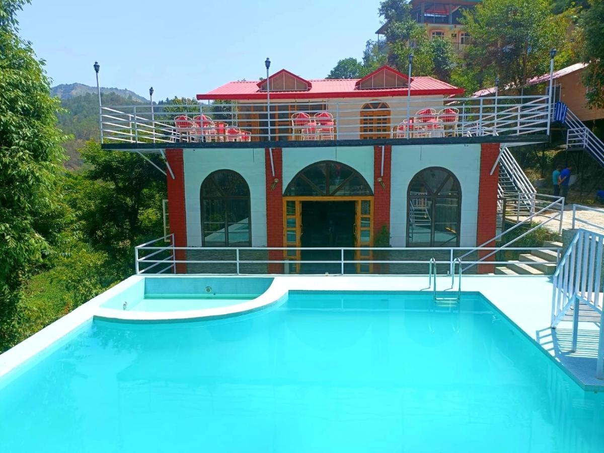 Aamod At Shoghi Luxury Cottage Resort Simlá Kültér fotó